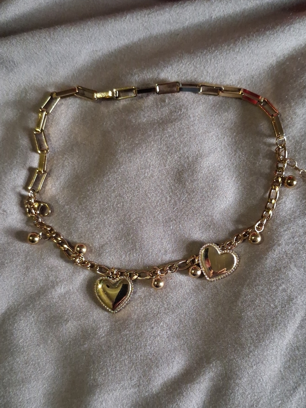 Gold Heart Charm Anklet - Elegant Women's Jewelry